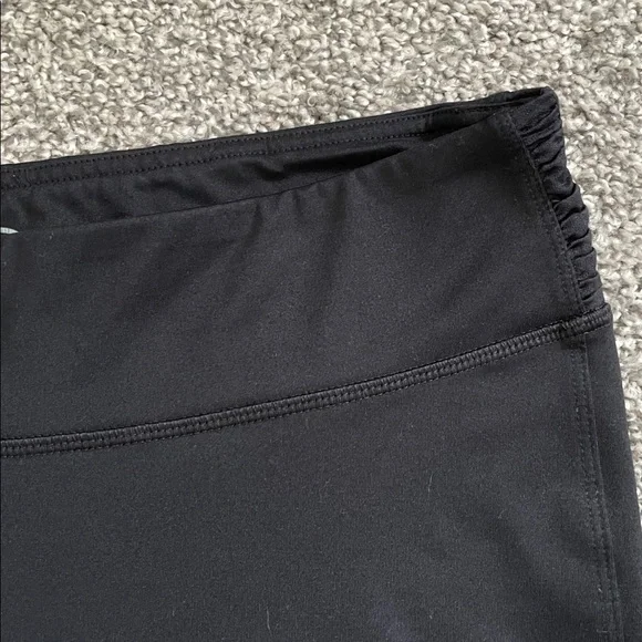 Champion Workout Capris - Picture 2 of 6